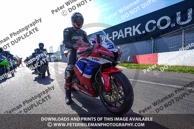 donington no limits trackday;donington park photographs;donington trackday photographs;no limits trackdays;peter wileman photography;trackday digital images;trackday photos